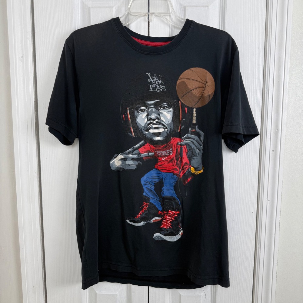 Nike LeBron James Witness Caricature Graphic T-Shirt Mens Medium Black Dri-FIT‎